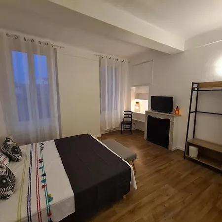 Logement 2 Centre Apartment *